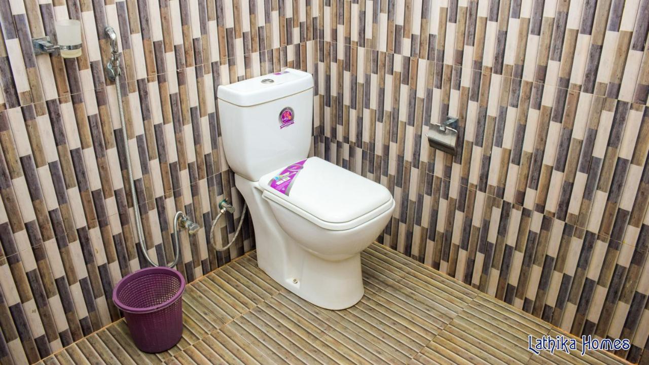 Lathika Homes Сігірія Екстер'єр фото
